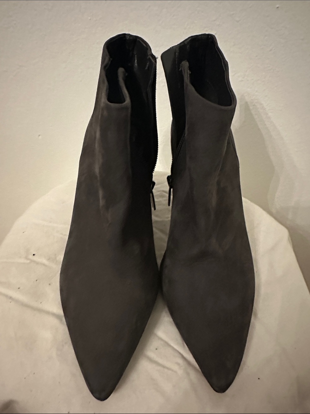 Vince Camuto Dark Gray Suede Pointed Ankle Booties Size 8
